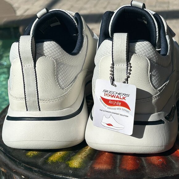 Skechers GOwalk Arch Fit Preserve Sneakers – Men’s Size 13 – New - Picture 6 of 15